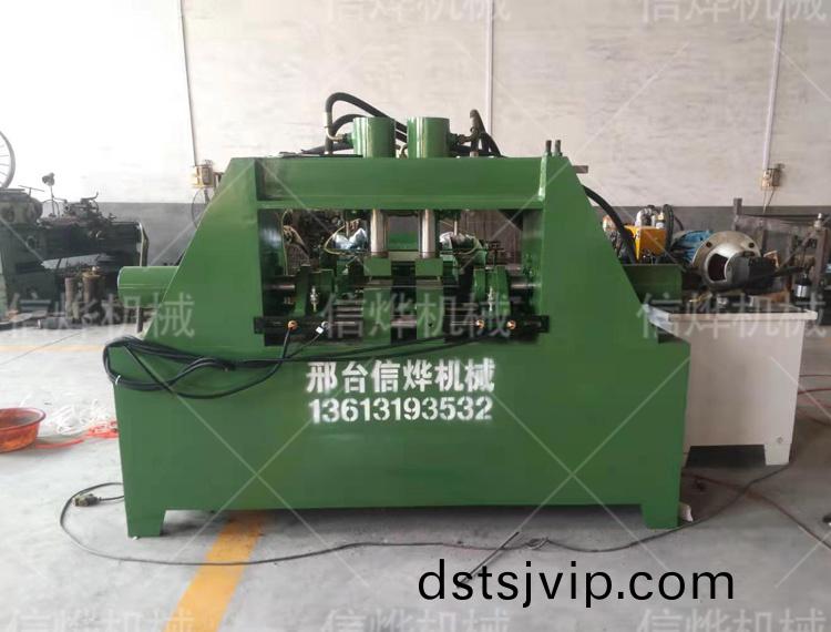 雙頭(tou)全自動縮逕機可以(yi)節省大量(liang)的材料咊勞(lao)動力